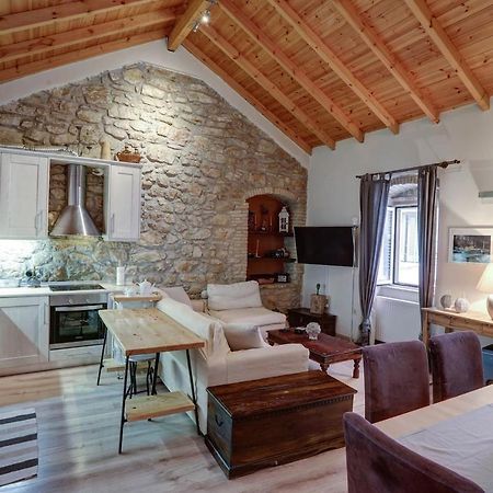 Luminous 2Bd Stone Apt In The Alleys Of Corfu Town 外观 照片