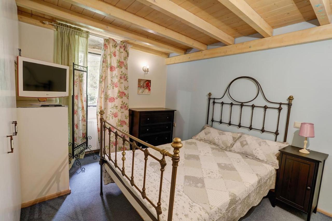 Luminous 2Bd Stone Apt In The Alleys Of Corfu Town 外观 照片